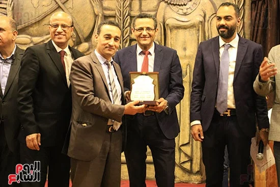 الصحفي والباحث السياسي إسماعيل رفعت بجريدة اليوم السابع